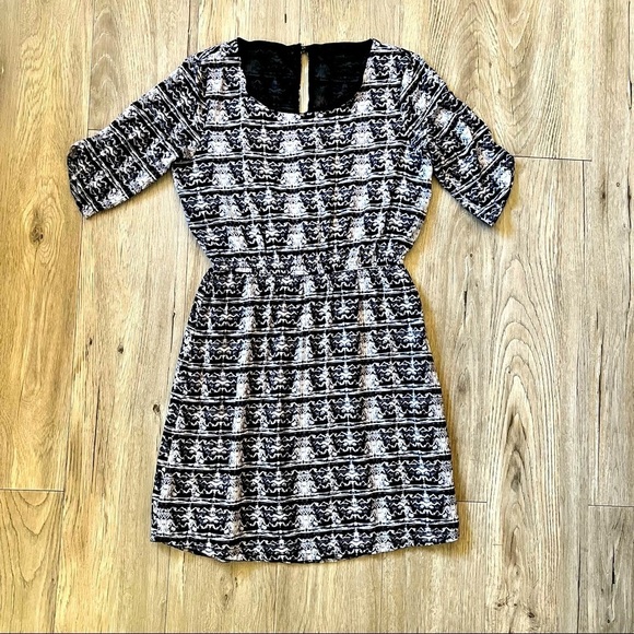 Minimum Mini Dress​ - Picture 1 of 4